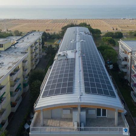 Residence Vivaldi Bibione Bagian luar foto